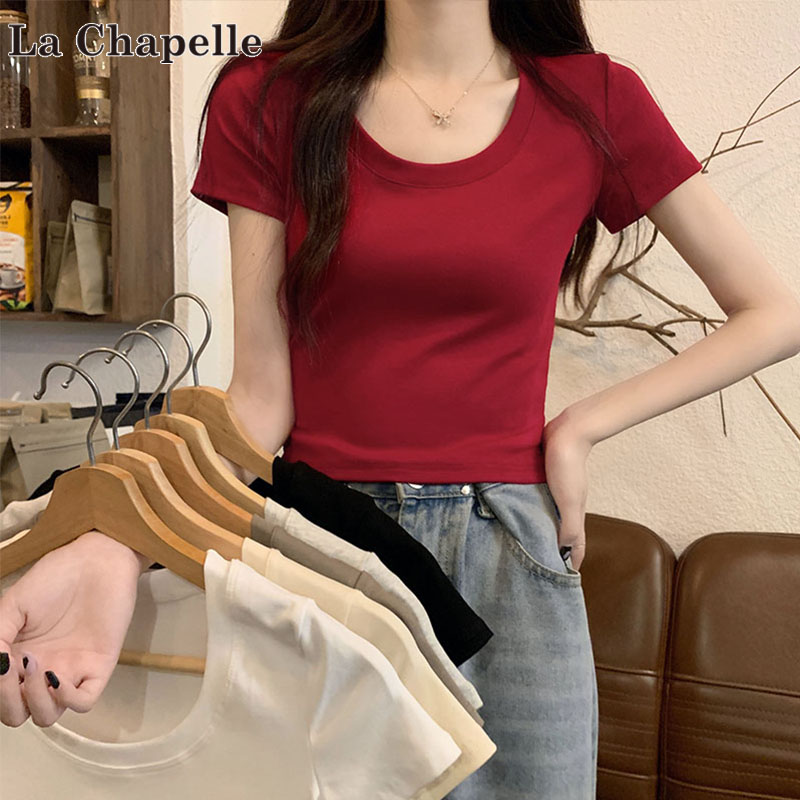 拉夏贝尔短款短袖t恤女夏季2025新款酒红色露锁骨修身圆领上衣