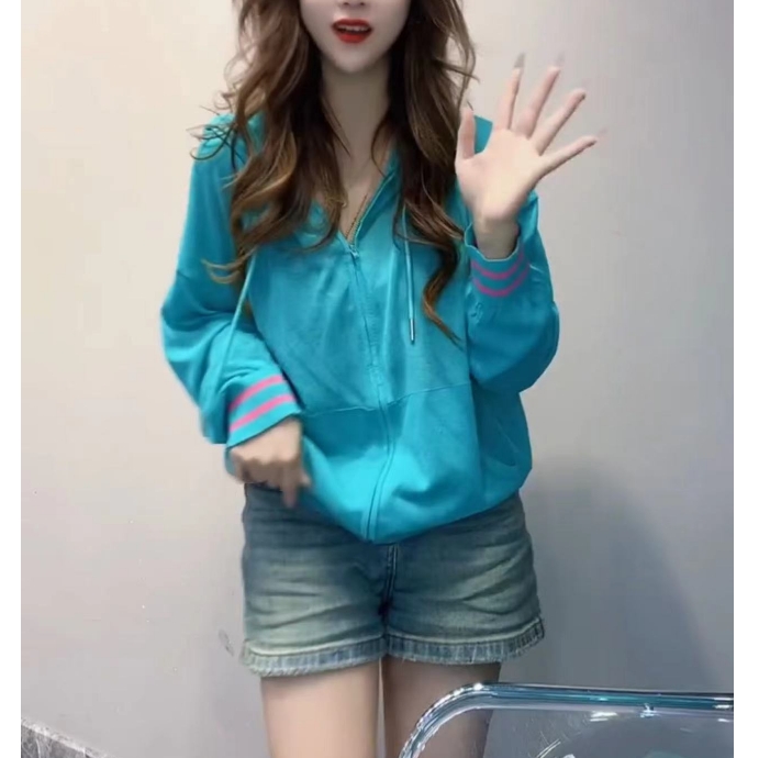 时尚潮流百搭精品女装dgd3002