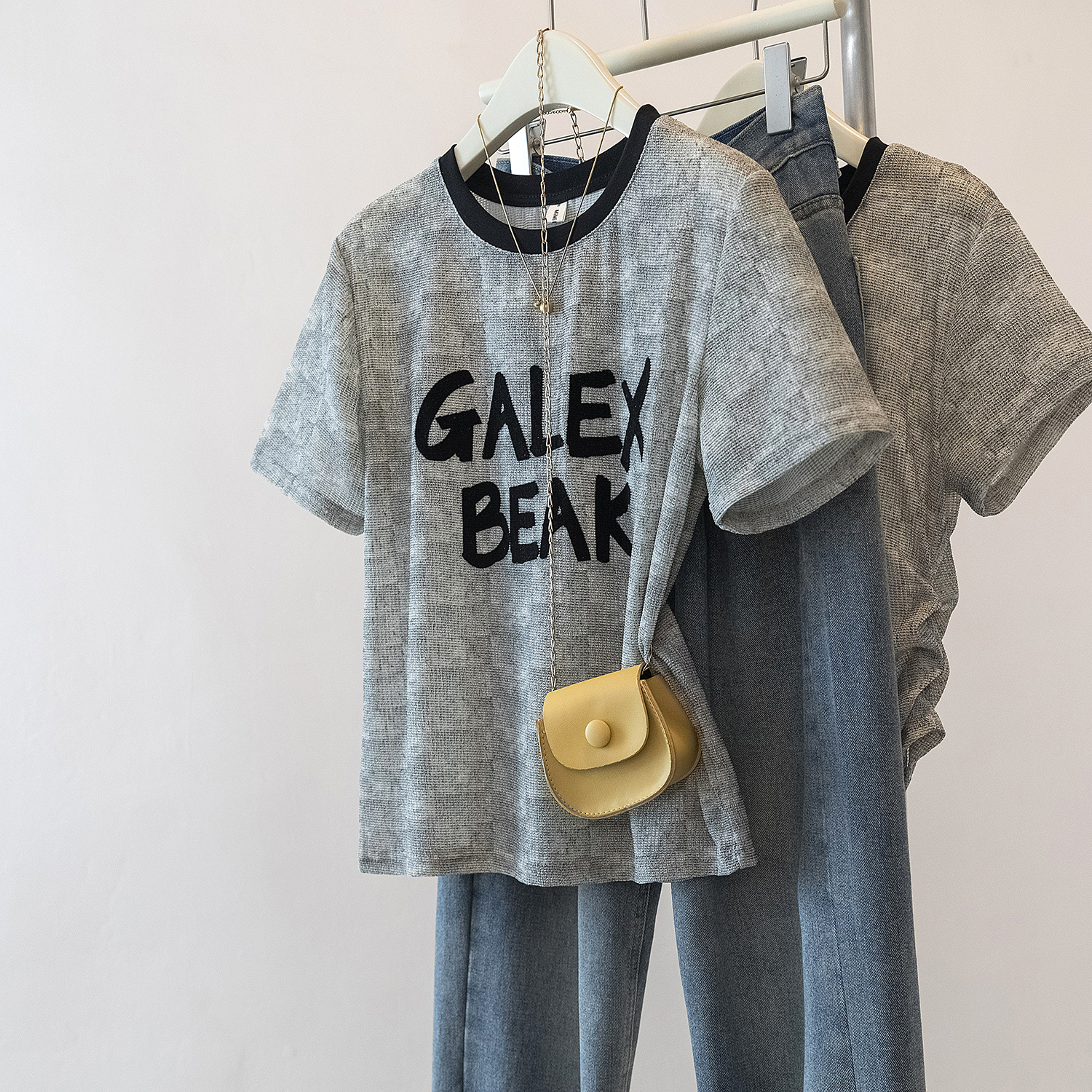 yoewshean/羽媗胖mm大码女装爆新女款显瘦遮肉2025短袖遮肚子上衣