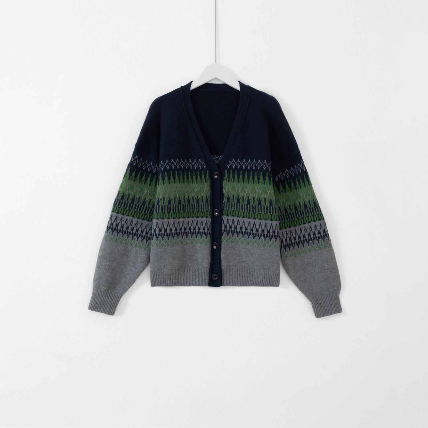 几里与麻 文艺复古提花菱格V领针织开衫 衣长55胸围108 2091243