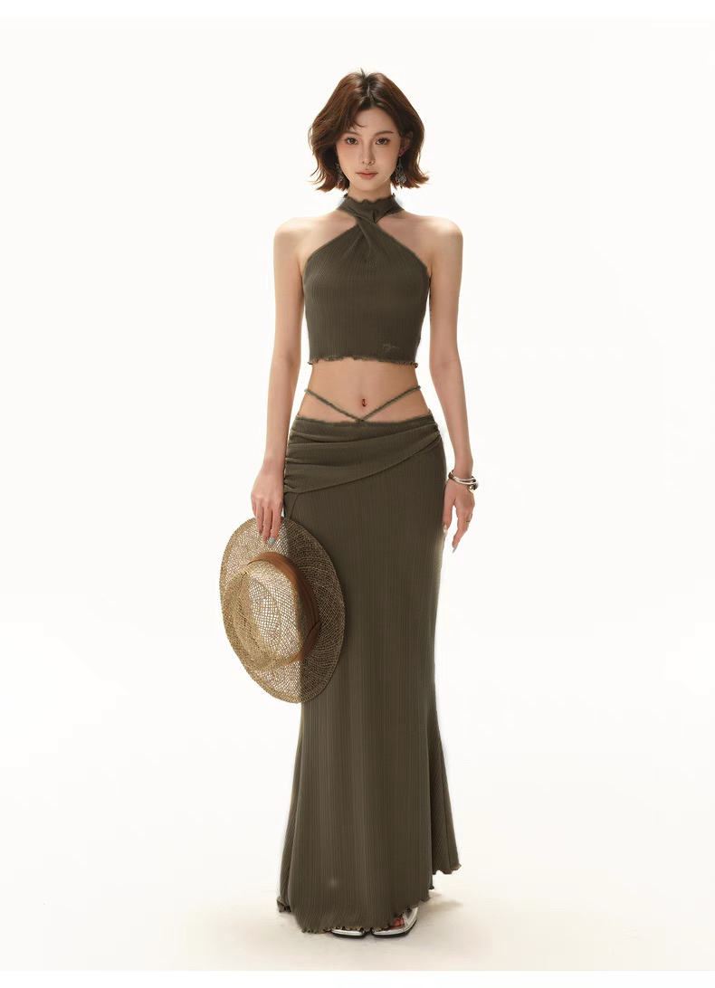 高弹针织修身辣妹套装纽结挂脖抹袖上衣低腰包臀长裙