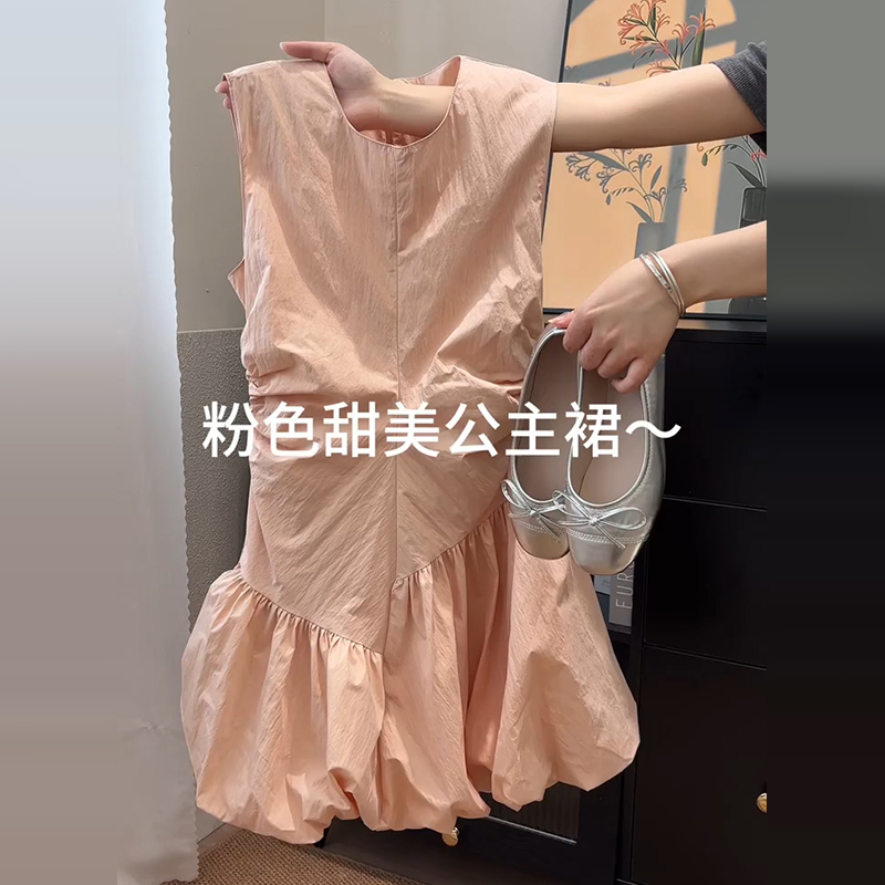 哥弟阿玛施正洋气减龄设计感无袖背心花苞裙2025新款小个子公主风