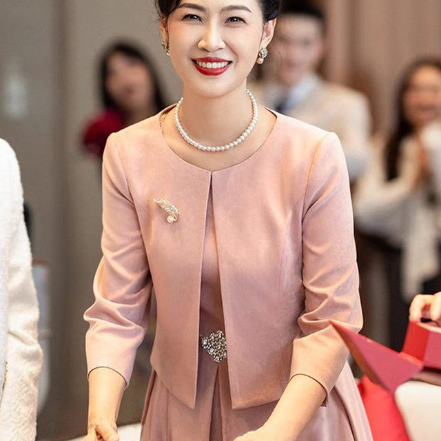 婆婆喜结婚装显新款妈妈礼服瘦年轻小个子丈母娘婚宴旗袍2025高贵