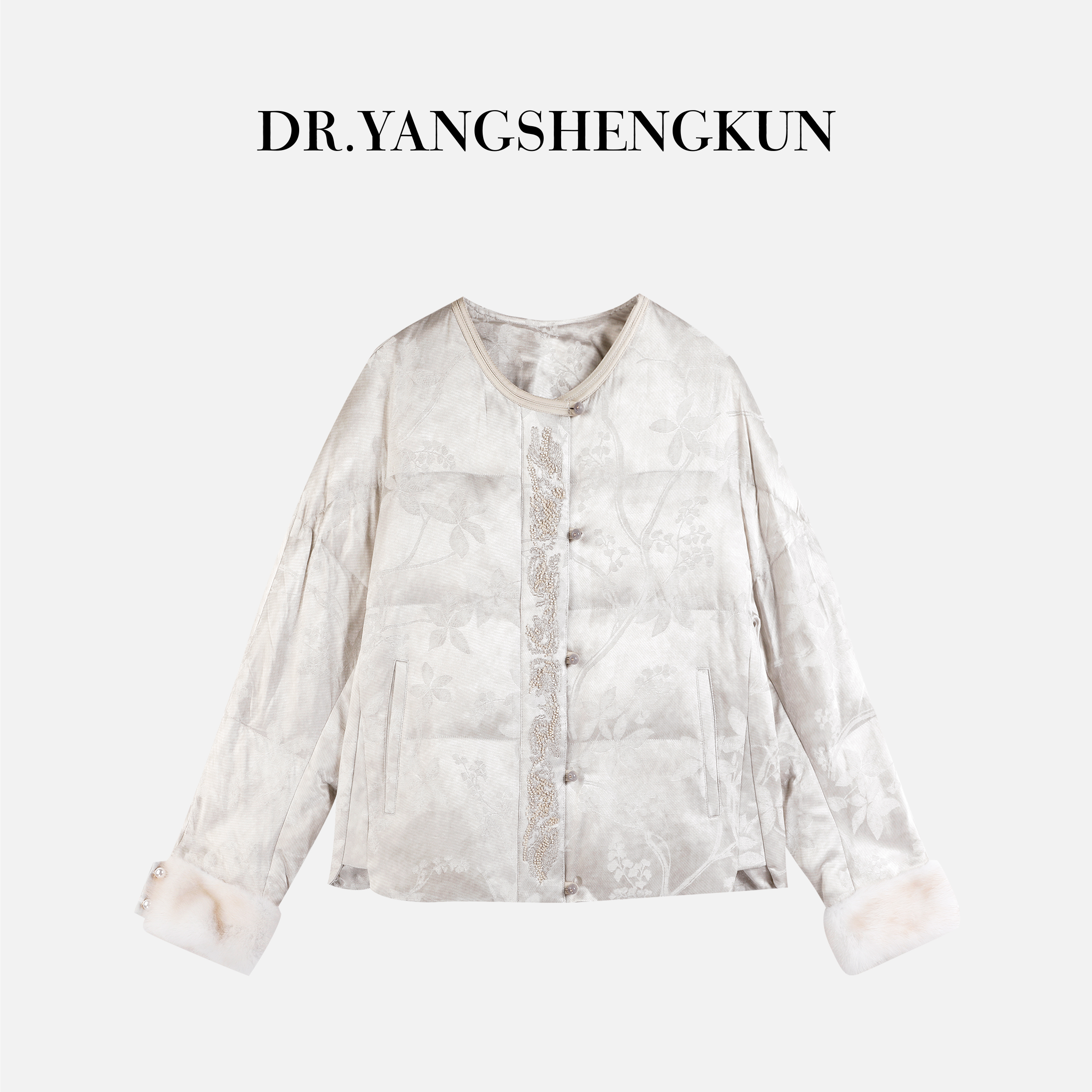 杨圣坤2025冬季新品新中式盘扣90鹅绒水貂拼接提花外套ES25101117