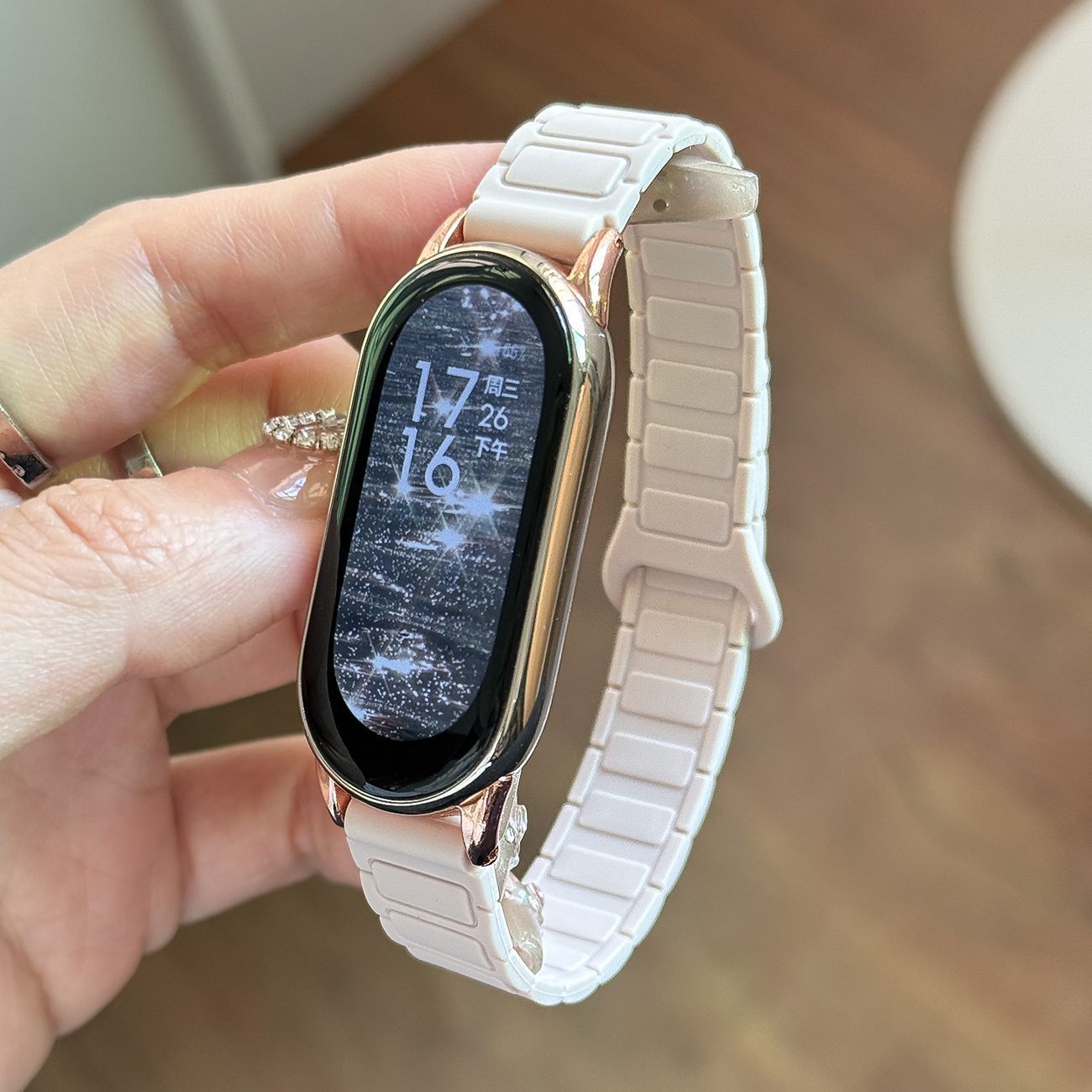 适用小米手环10/9表带硅胶磁吸腕带8NFC版装甲回环表链陶瓷版男女