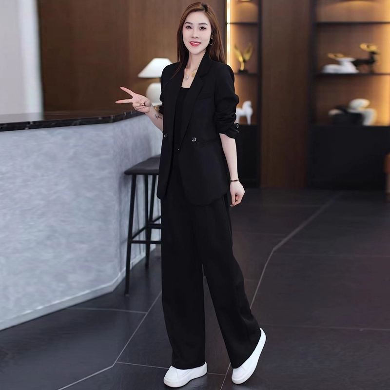 拉夏贝尔高级感套装女2025春秋新款时尚减龄西装上衣阔腿裤两件套