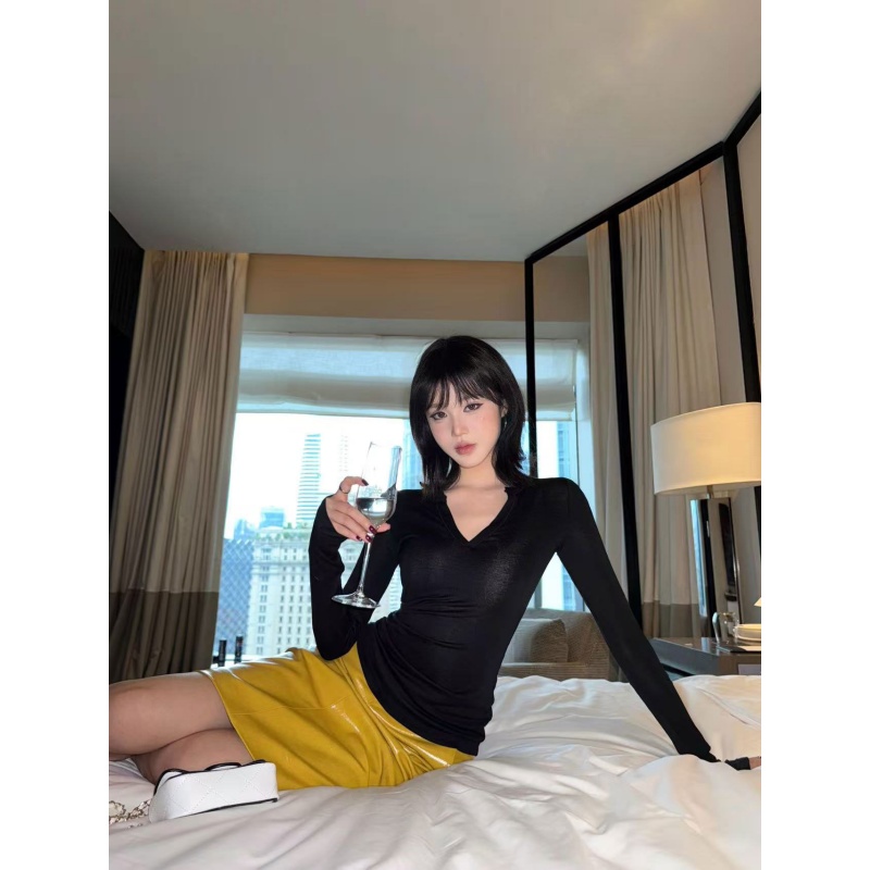 韩系纯欲慵懒风女装时尚通勤V领长袖上衣高腰气质显瘦半身裙套装