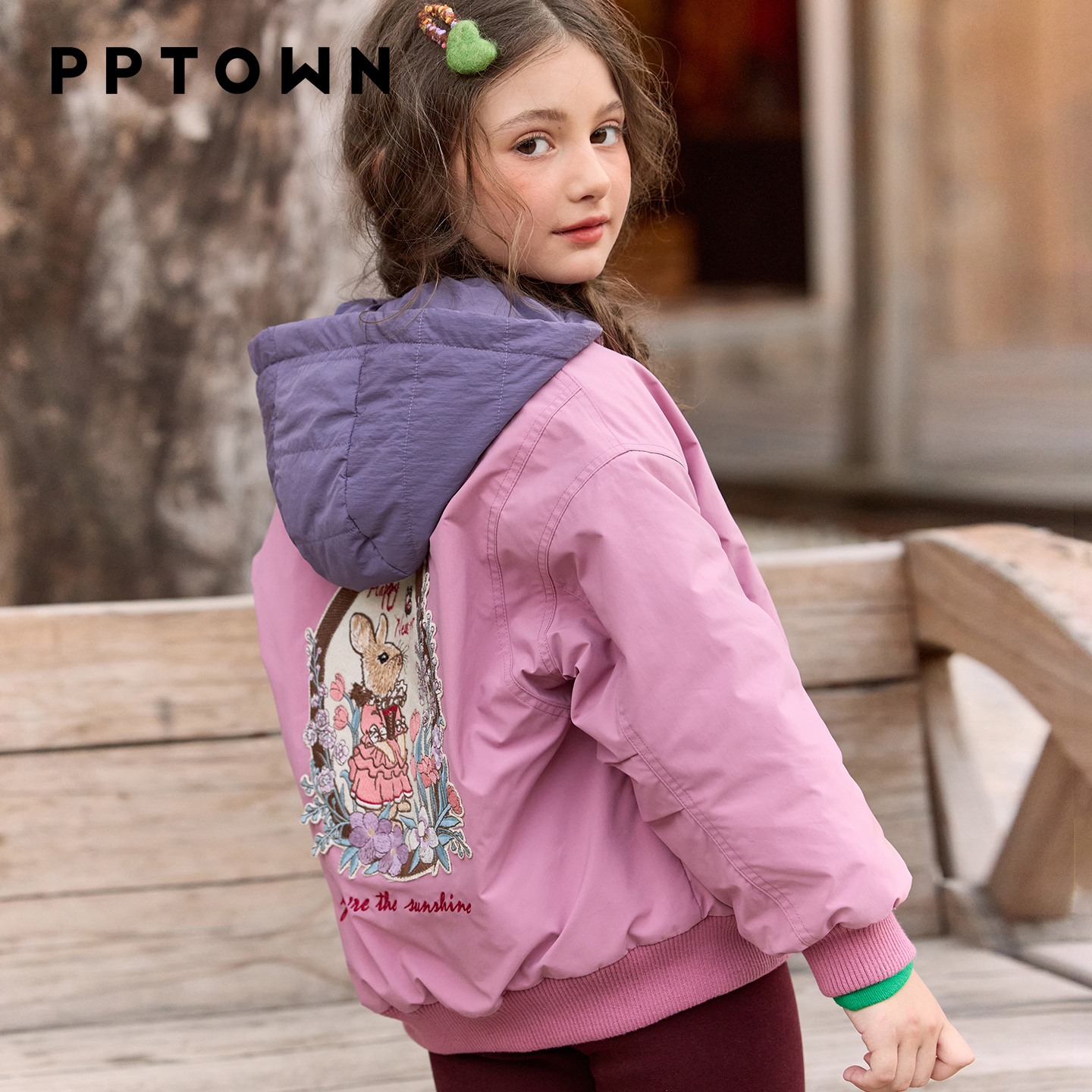 中大童女童连帽短棉外套2025夹棉加厚休闲棉服保暖巴巴小镇14053