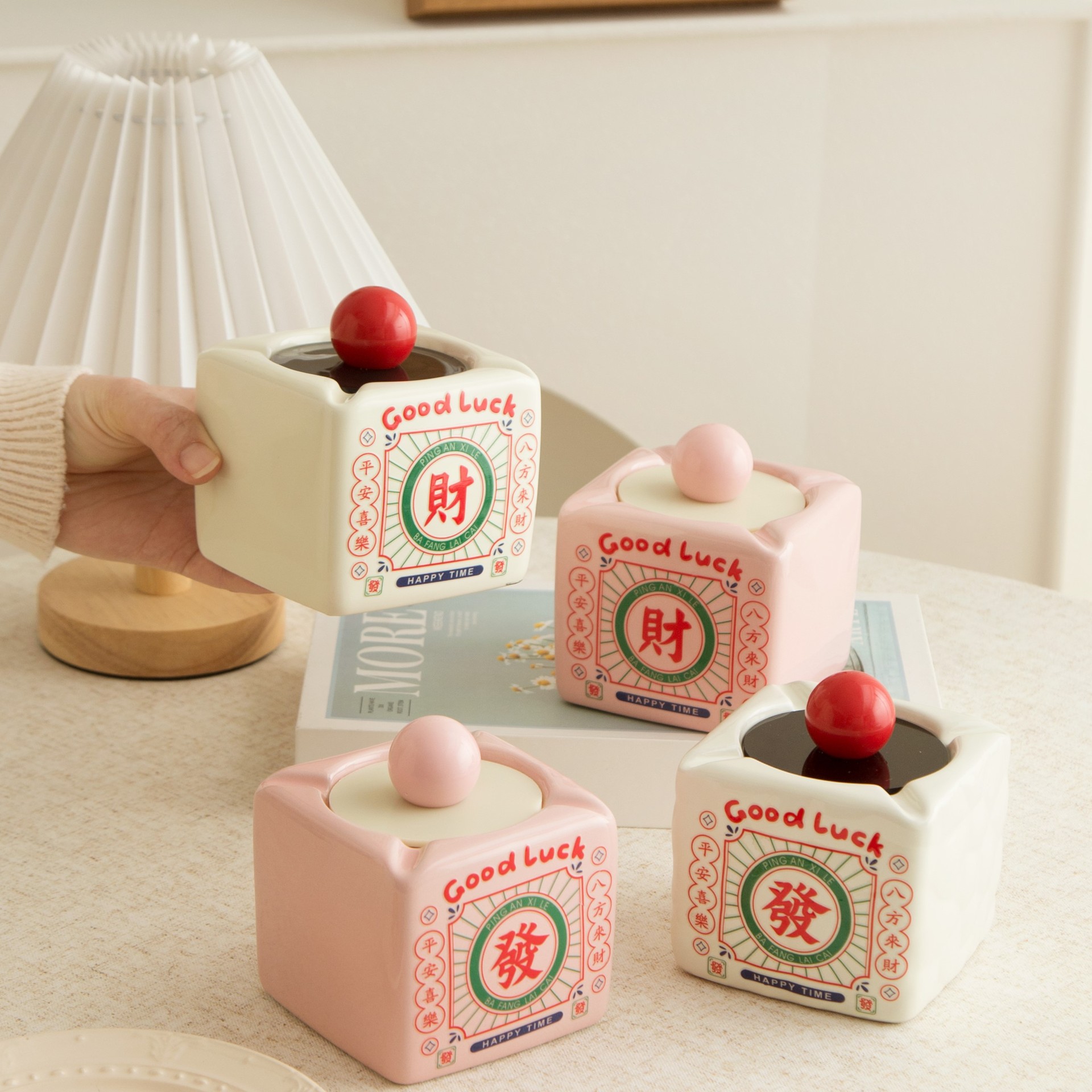 复古怀旧陶瓷烟灰缸财运发财国潮大容量带盖防飞灰做家用礼品