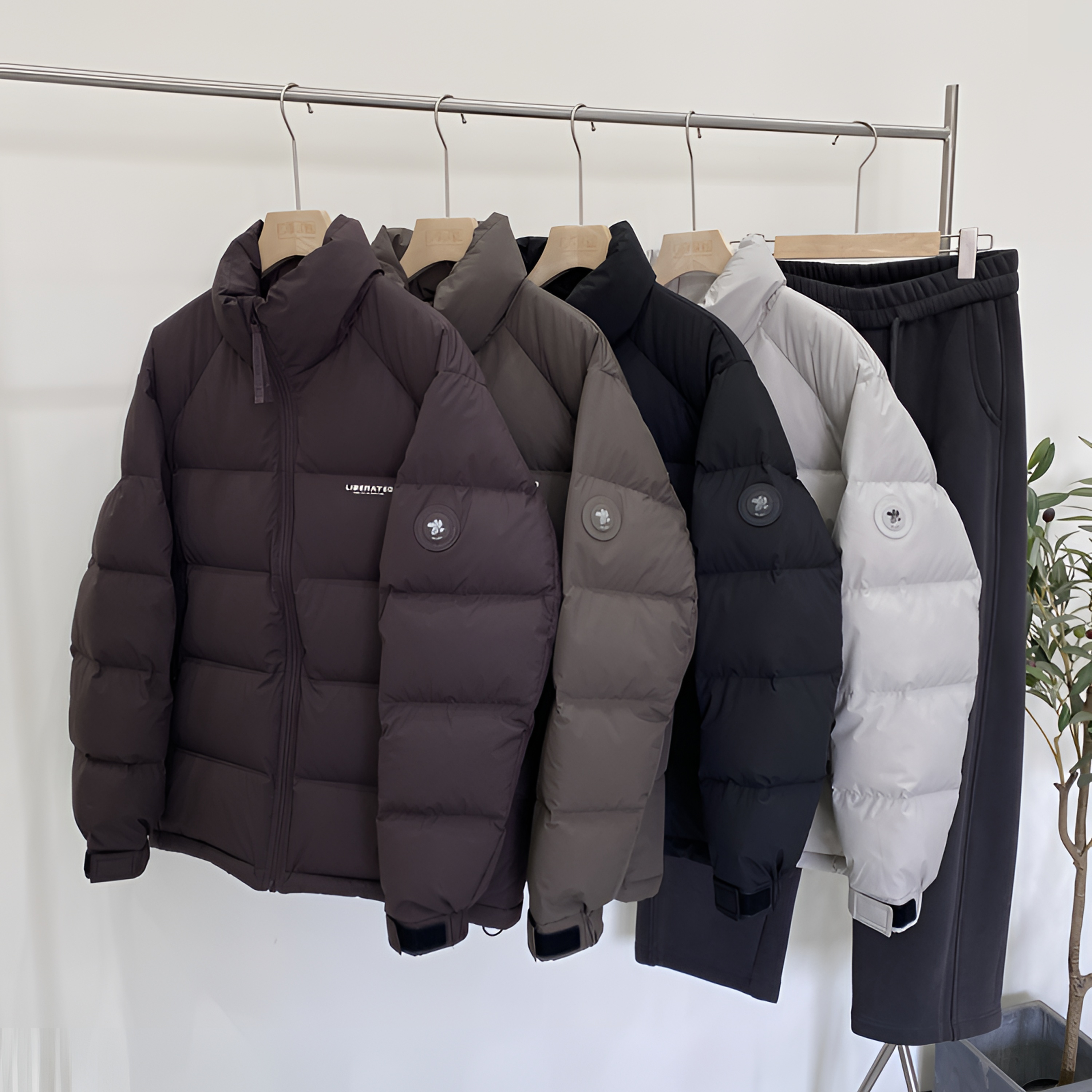 男士超轻立领羽绒服2025冬季新款青年流行短款修身保暖90鸭绒外套