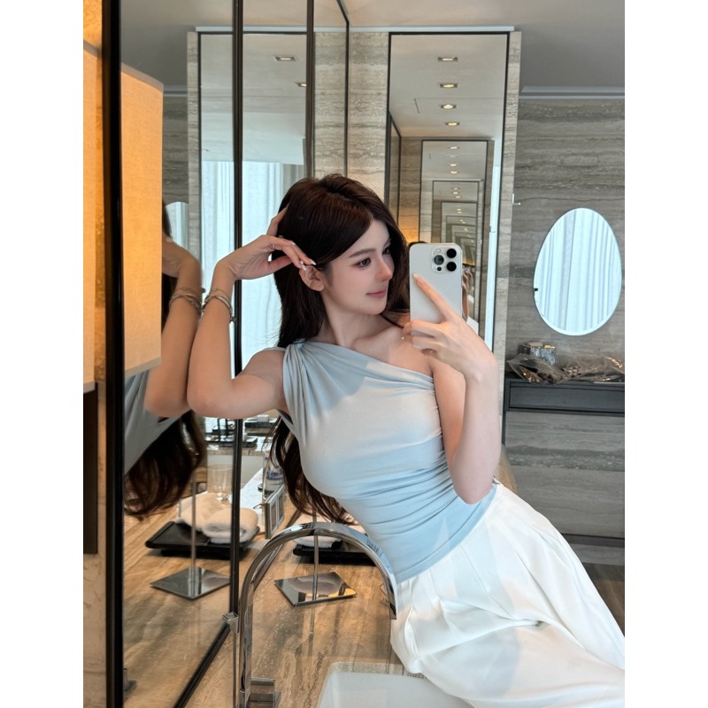 FAY【薄雾清晨】纯色斜肩无袖扭结微透小心机背心上衣