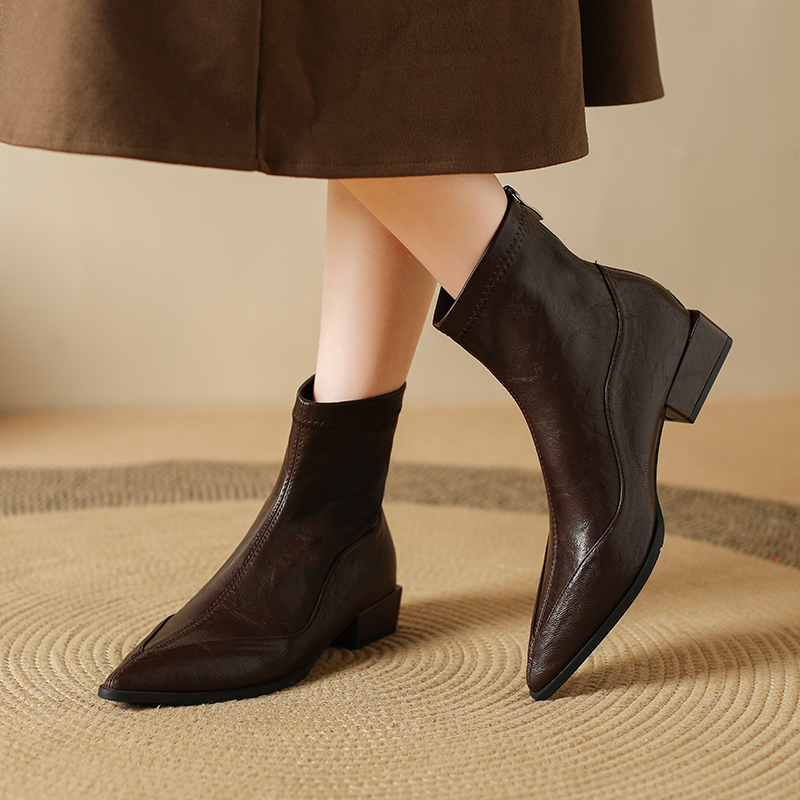 法式真皮尖头弹力瘦瘦靴2025秋冬新款粗跟短靴女复古低跟切尔西靴