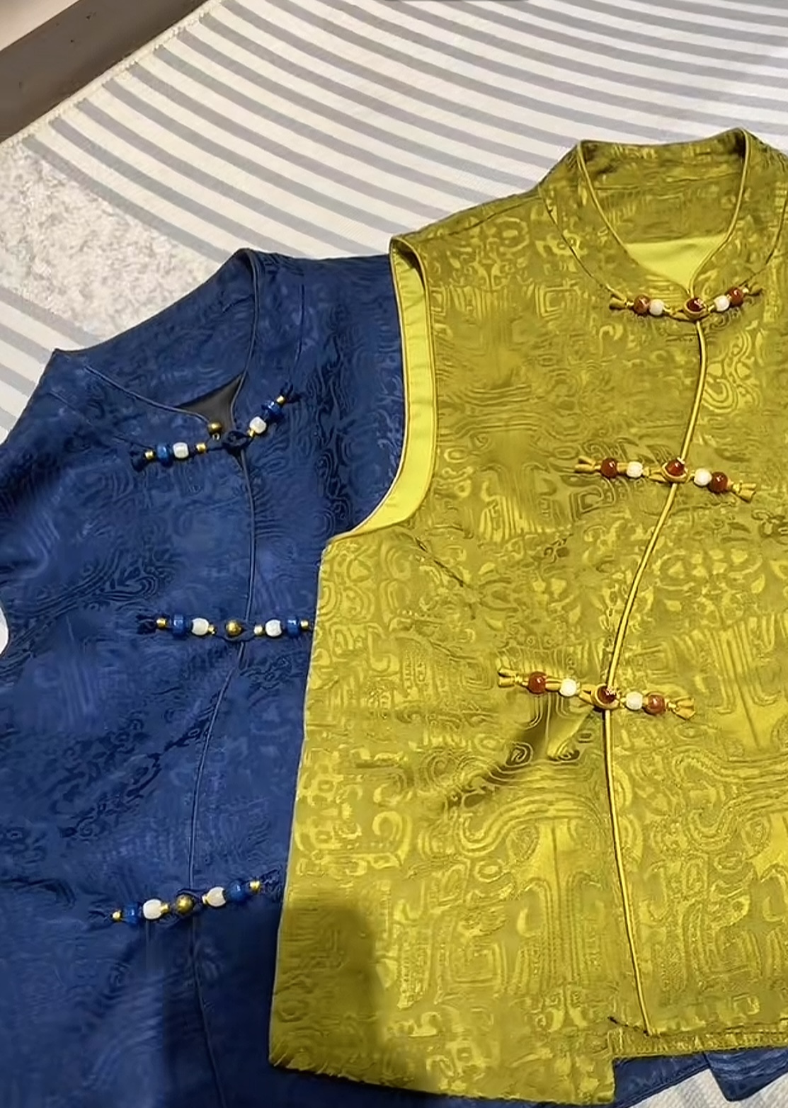 【浮雕马甲】新中式国风马甲秋季新款女时尚盘扣无袖高端马甲上衣