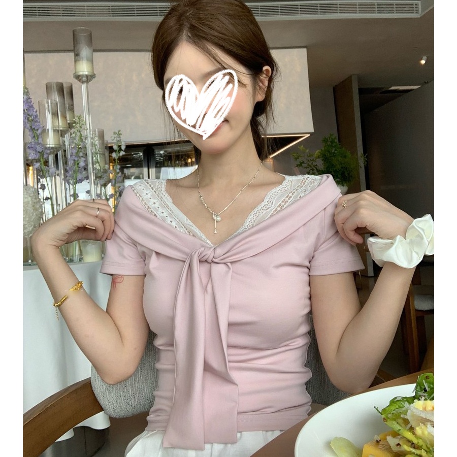 大码胖mm蕾丝拼接V领短袖t恤女夏季蝴蝶结绑带小众设计感正肩上衣