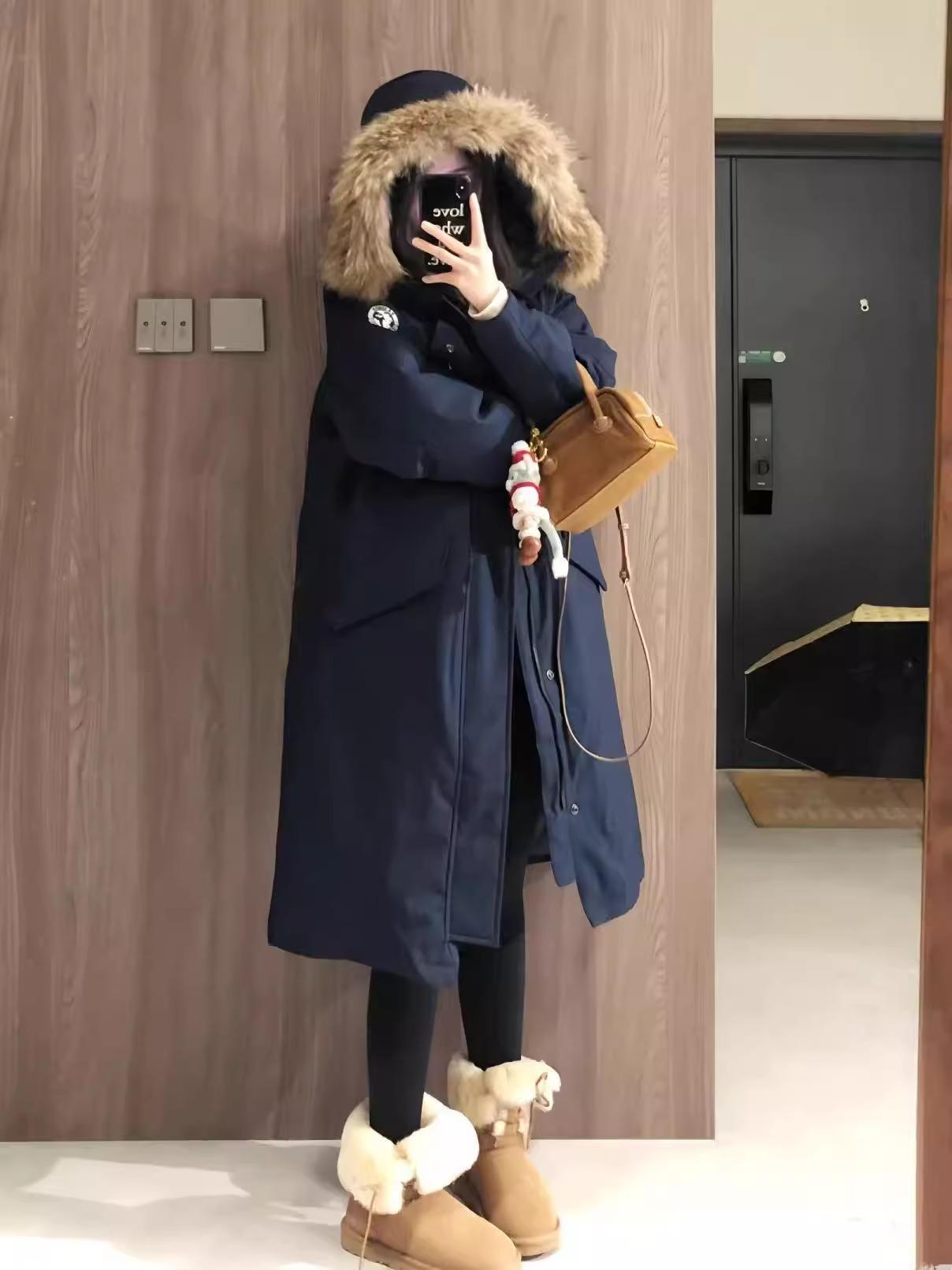 洋气2025新款冬季长款女款派克服工装棉服外套爆款加厚毛领外套