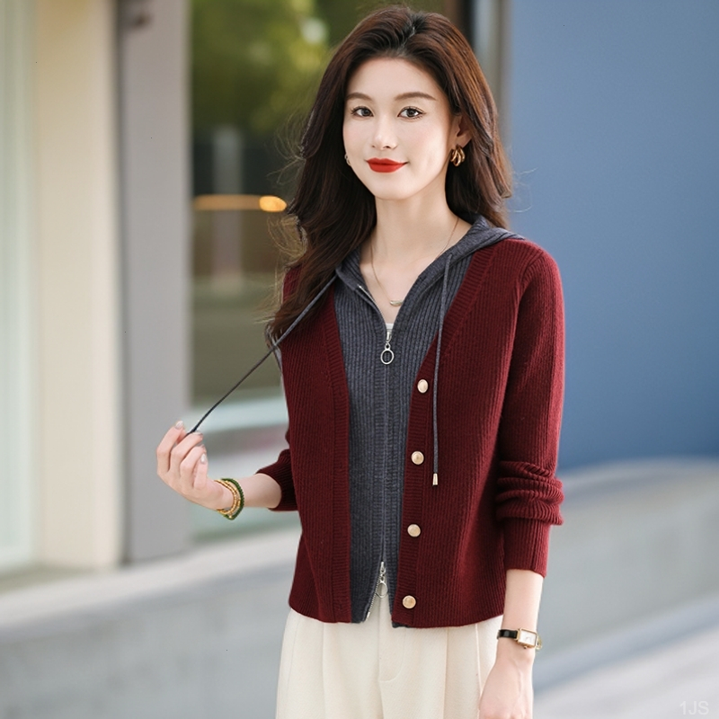 短款连帽毛衣外套女2025秋冬新款韩版针织衫开衫假两件拼接上衣潮