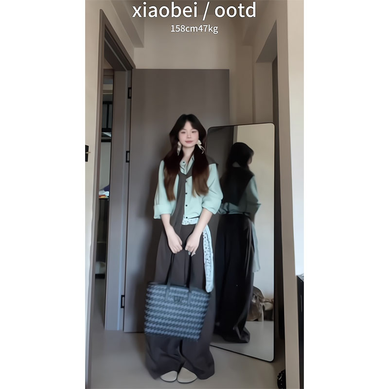 绿色宽松衬衫秋季2025新款女上衣穿搭时尚长袖披肩显瘦休闲阔腿裤