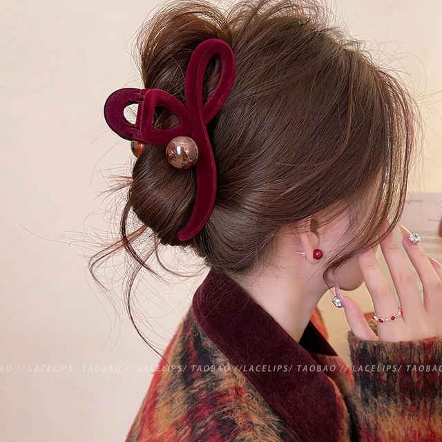 新年红丝绒珠珠抓夹大号女2025新高级感鲨鱼夹发夹后脑勺夹子头饰