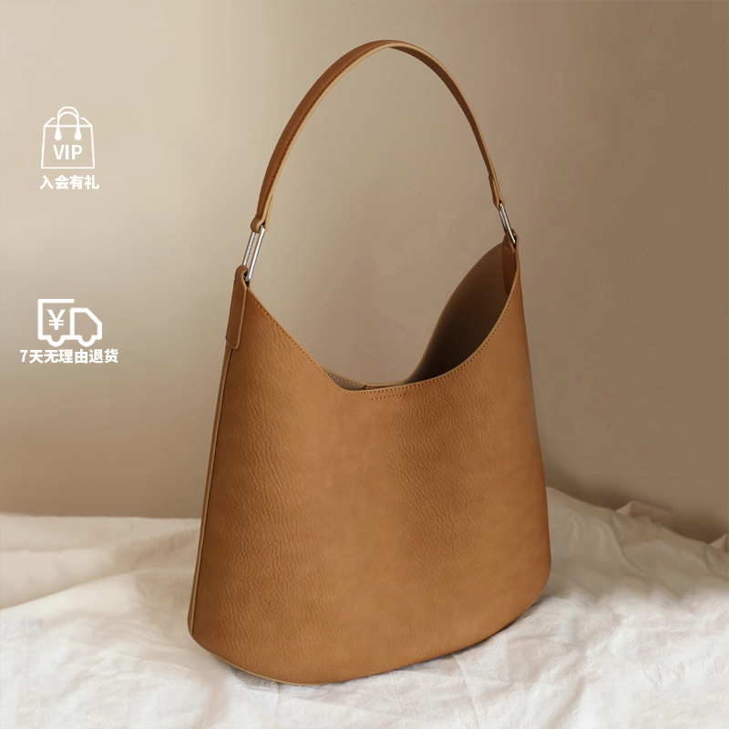 托特包包女款爆款2025新款百搭大包单肩包通勤大容量腋下水桶女包