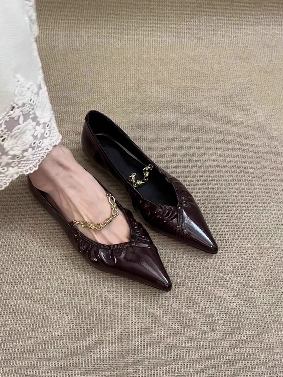 羊皮版~复古尖头拉皱浅口单鞋女软皮时尚金属链通勤一脚蹬平底鞋