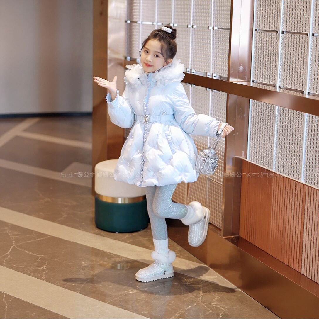 媛媛公主2025冬季新品女童百搭加厚保暖连帽羽绒服15415V042