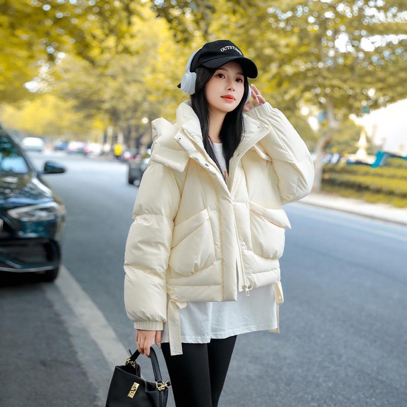 设计感小众羽绒服女短款2024新款韩版冬季小个子洋派时尚品