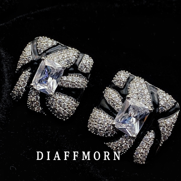 铜合金合成锆石耳饰 YM《方糖》 重工高级气质百搭耳钉