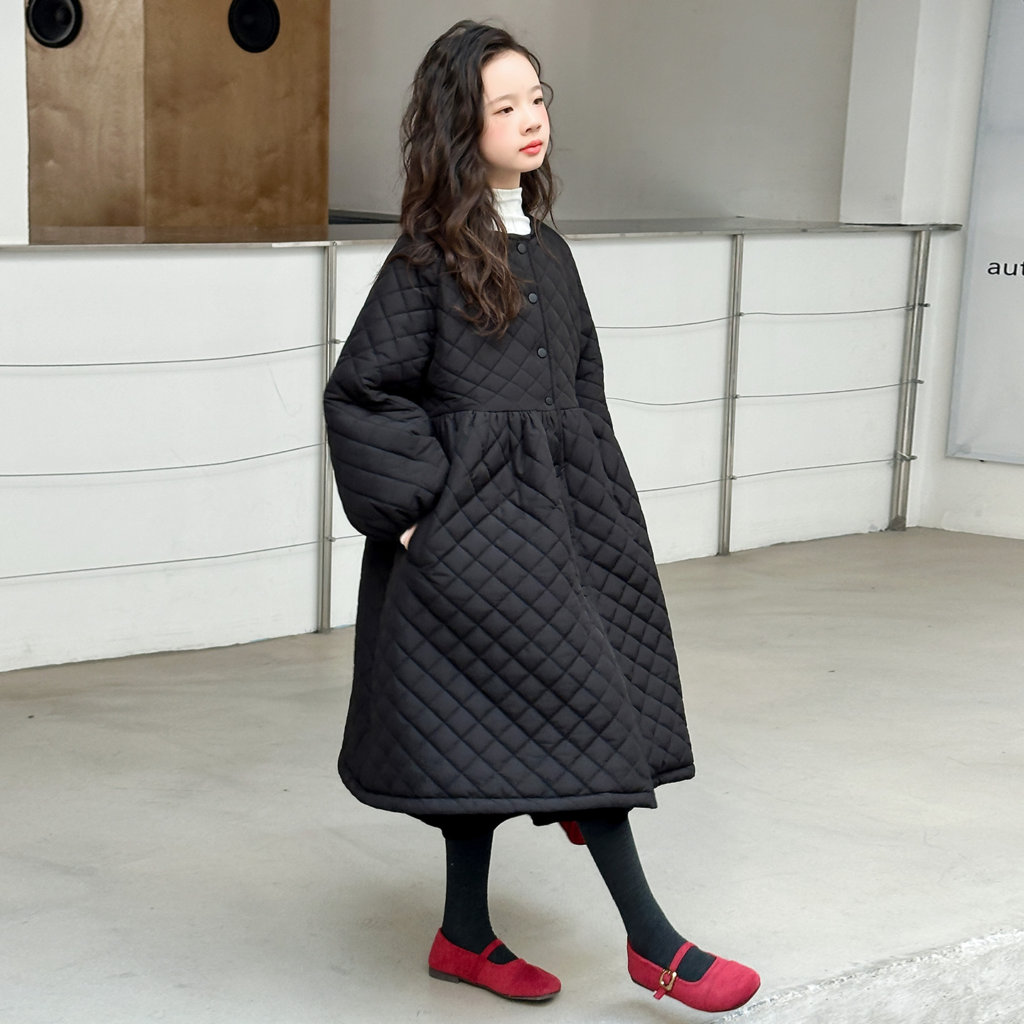 女童冬季长款过膝菱格连衣裙棉衣2025新款中大童加绒加厚长款棉服