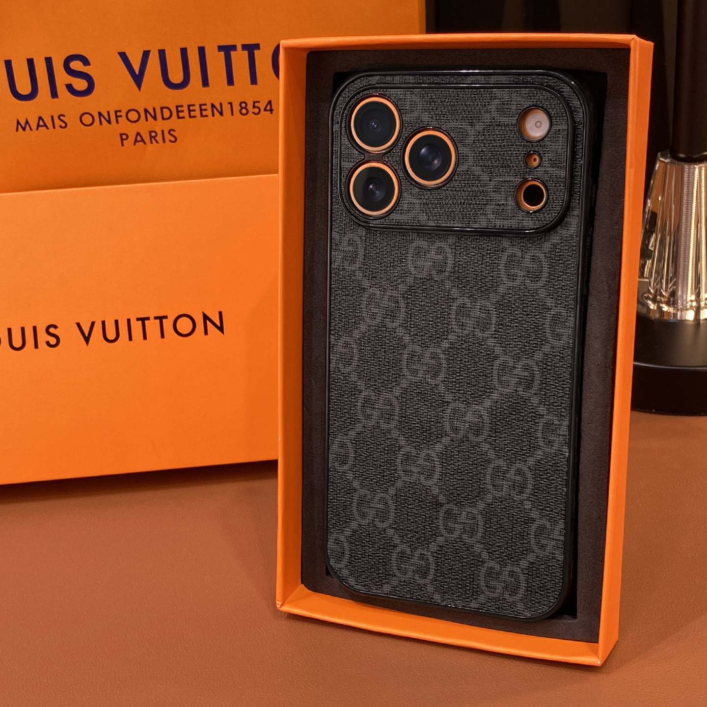 大牌G家适用苹果17promax手机壳磁吸充电16全包15防摔14皮质13/12