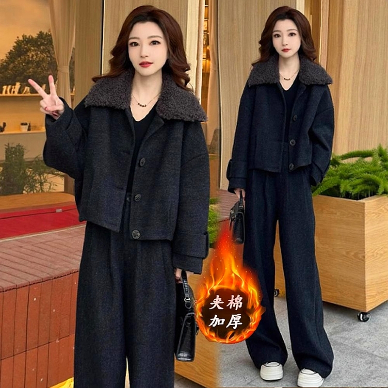 拉夏贝尔毛绒时尚套装女2025秋冬新款千金风翻领外套阔腿裤两件套