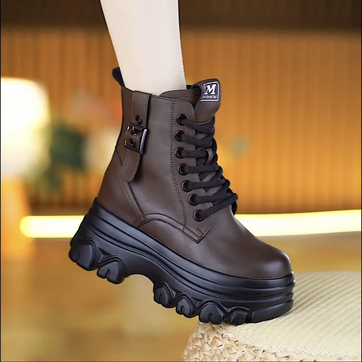 内增高8cm马丁靴女2025新款秋冬百搭爆款小个子松糕厚底加绒短靴