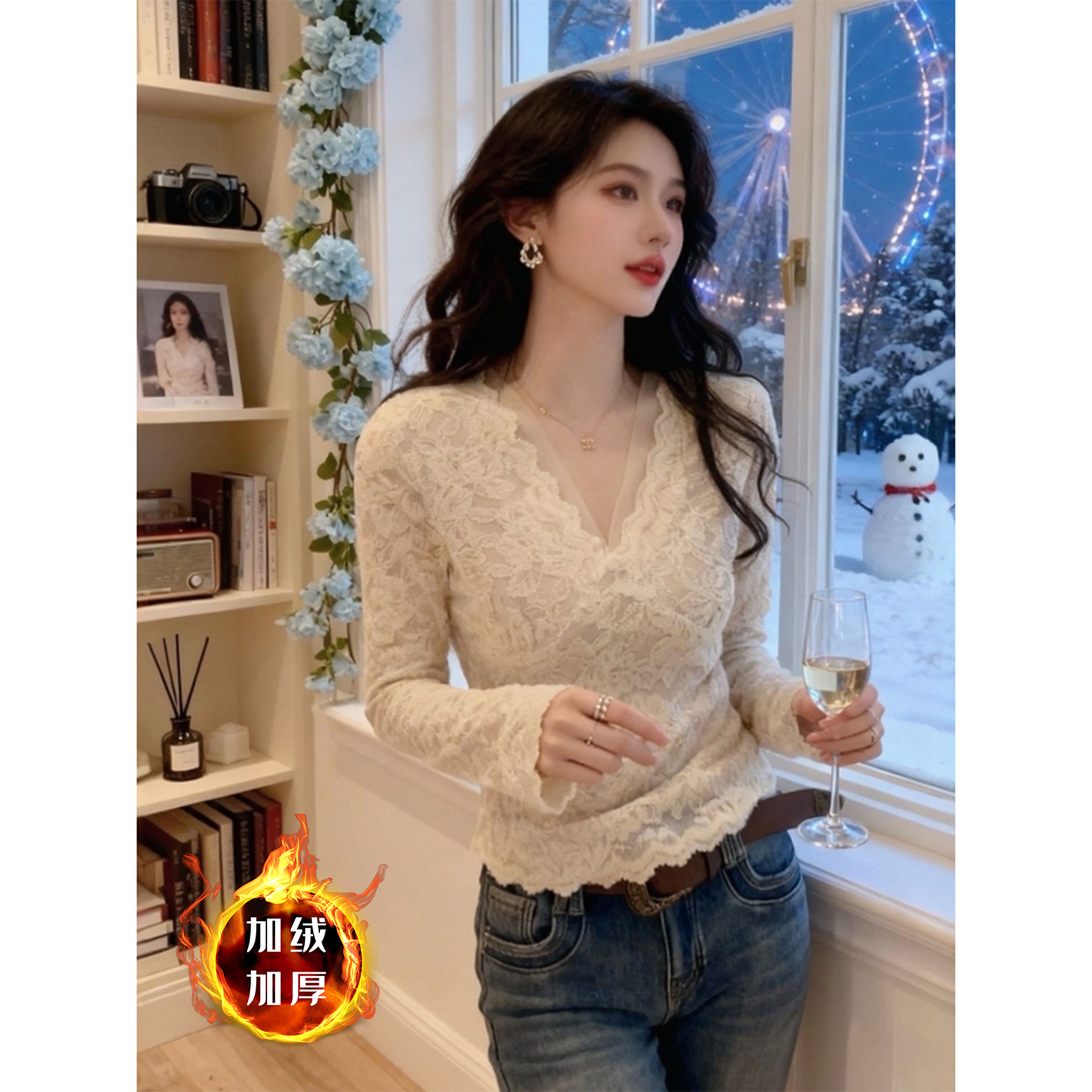 法式设计感v领加绒钩花蕾丝衫女秋冬季新款打底衫修身长袖t恤上衣