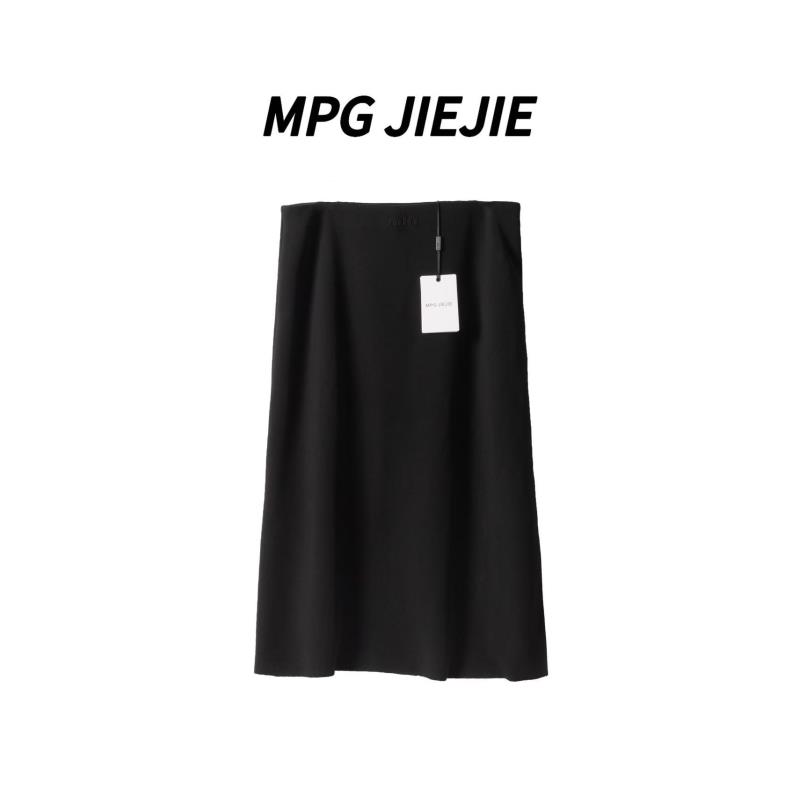 MPG JIEJIE【千金感】早秋大码松紧腰休闲百搭简约黑色半身裙