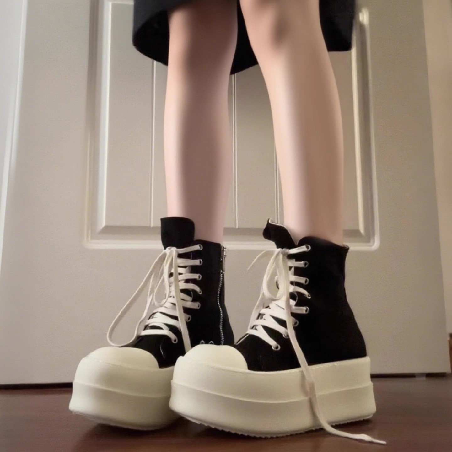 小众厚底高帮帆布鞋女2025新款秋季百搭休闲板鞋小个子增高短靴子