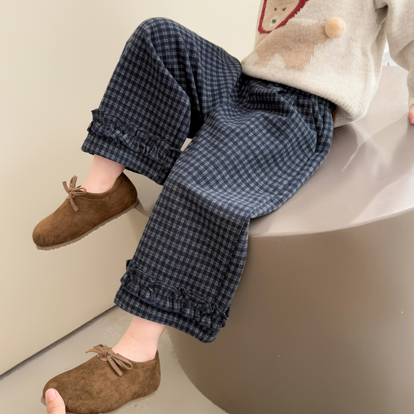 女童裤子春秋外穿儿童秋冬加绒加厚长裤女宝宝秋季休闲直筒阔腿裤