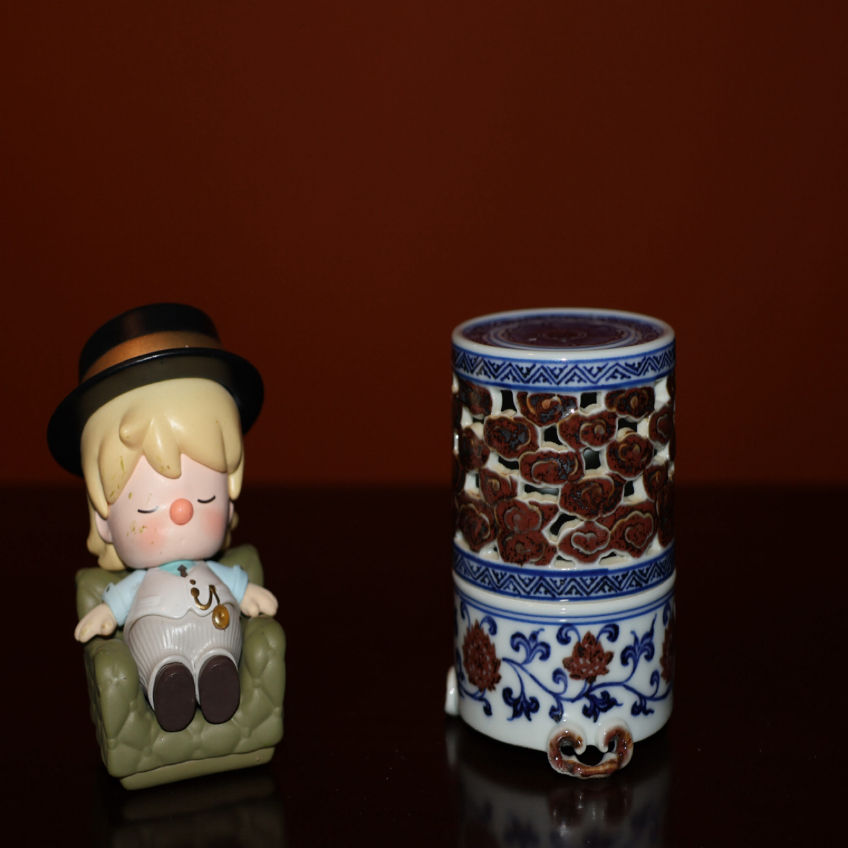 景德镇青花釉里红缠枝莲雕刻双层香炉非遗传承人作品