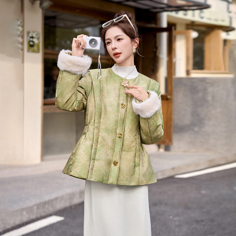 新中式国风羽绒服女2025冬季复古盘扣气质显瘦白鸭绒外套6528时尚