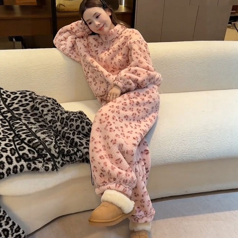 韩系粉色豹纹花边珊瑚绒立领睡衣女秋冬新款加厚家居服套装可外穿