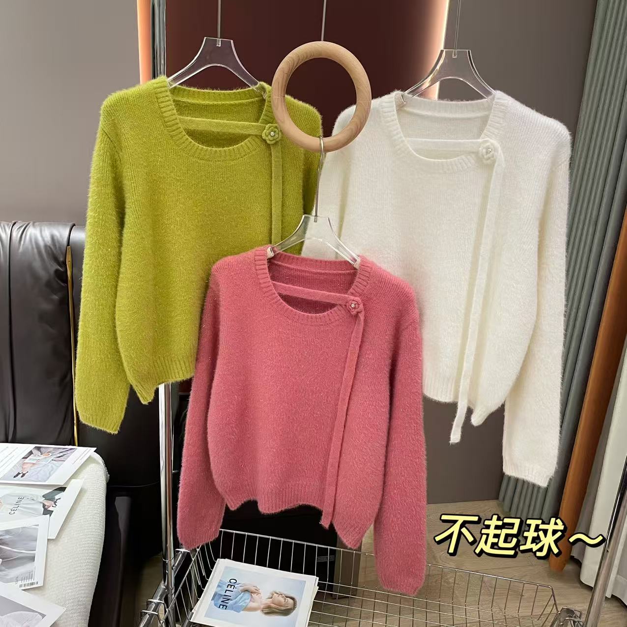 不起球 超漂亮温柔风花朵飘带毛衣女秋冬挂脖纯欲风毛衣