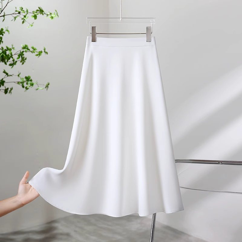 拉夏贝尔白色A字半身裙女夏2025新款高级感爆款时尚百搭大摆伞裙