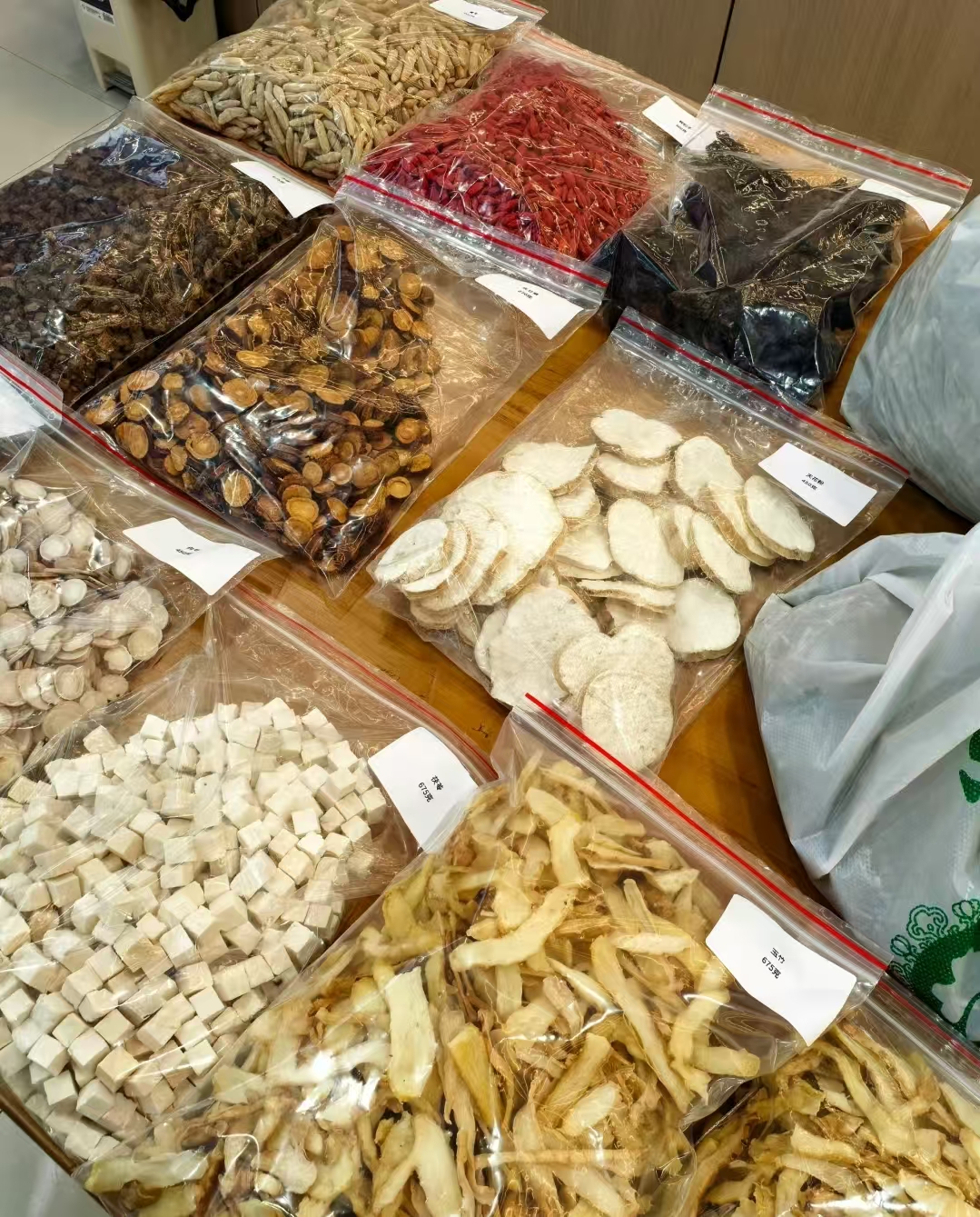 【纯手工】多种中药材组合＋科学配比＋煮水泡水泡酒