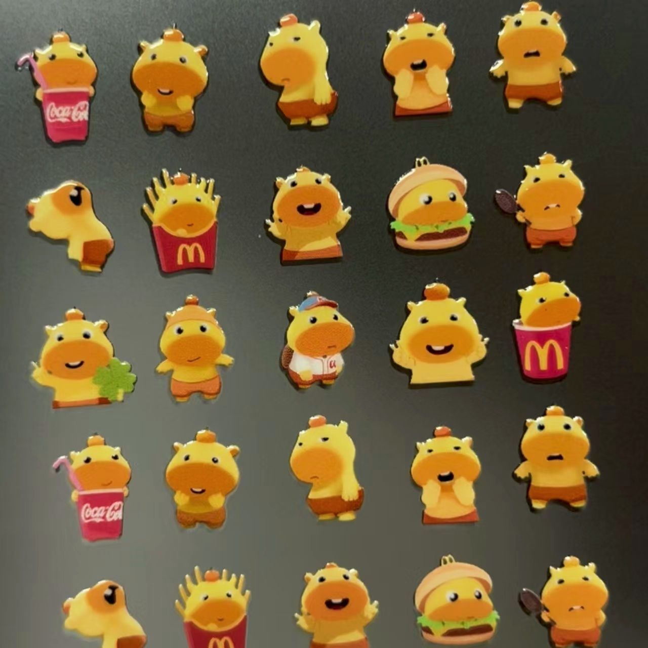 爆款可爱水豚噜噜立体美甲贴纸果冻卡通M记噜噜贴纸diy手账指甲