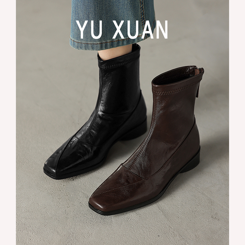 羊皮小短靴女2025年秋冬新款真皮气质方头软底舒适平底瘦瘦靴女