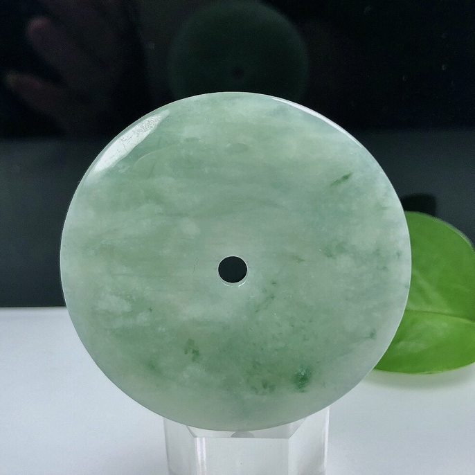 缅甸天然翡翠A货，冰飘花大平安扣吊坠冰透菠菜绿官方正品平安玉坠