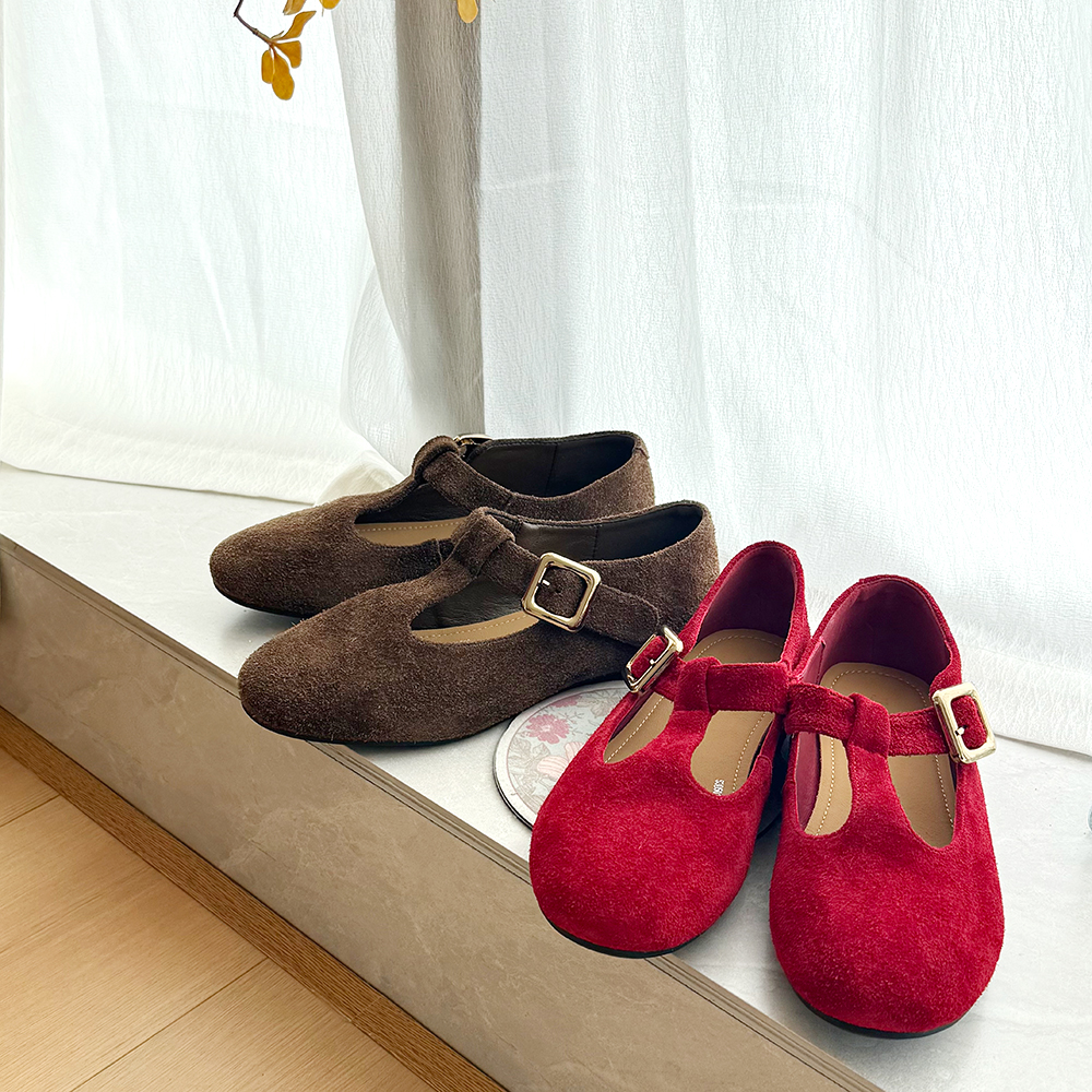 【余欢欢】早秋法式气质百搭软底平跟浅口小单鞋-YHX50079