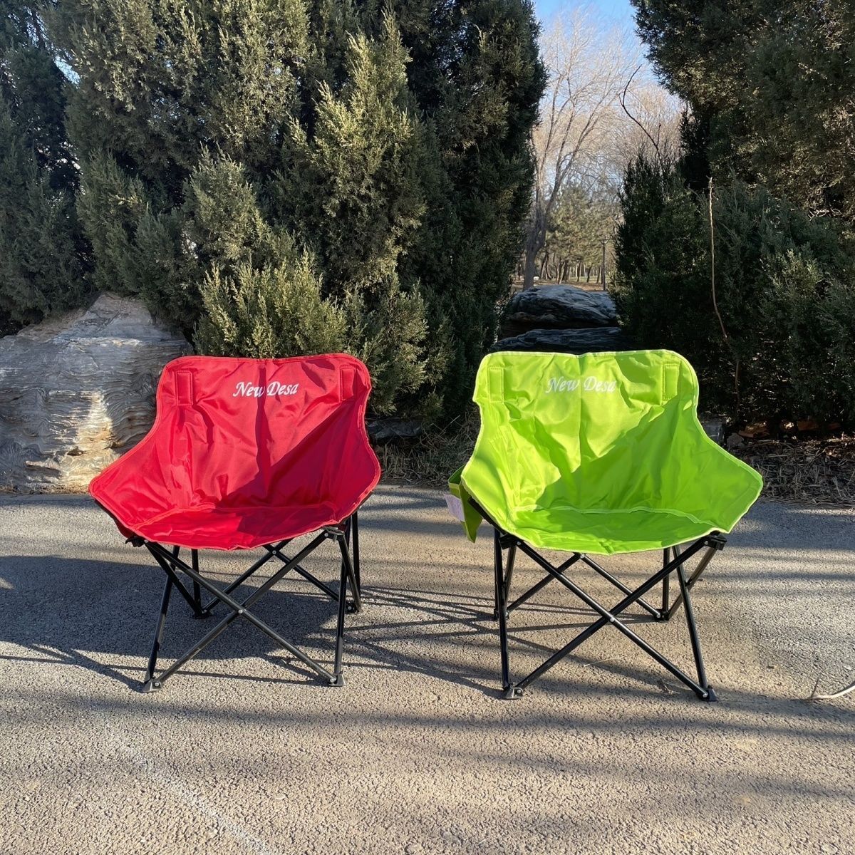 新疆乌市月亮椅大号便携超轻简易露营户外折叠美术生钓鱼轻便