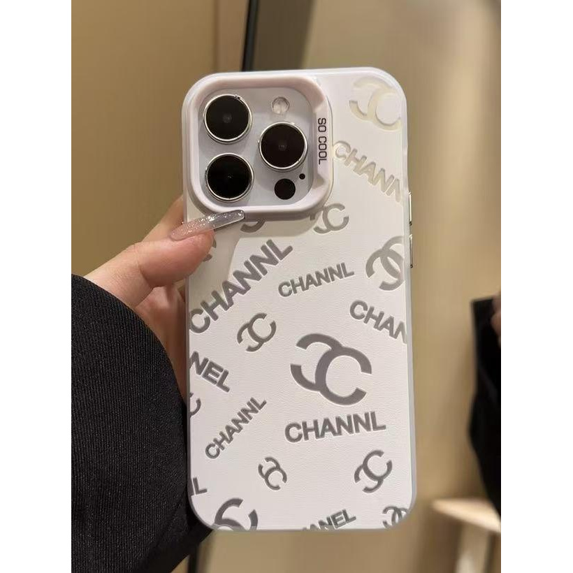 时尚白色小L苹果16pro手机壳iPhone15轻奢14ProMax小众13/12硬壳