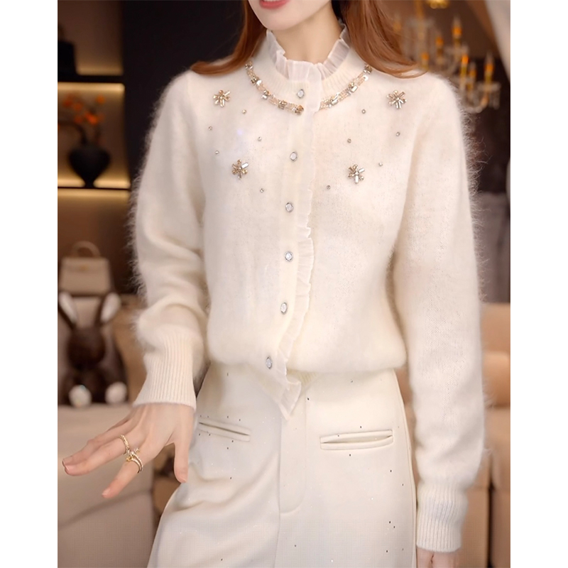 2025秋冬新款法式轻奢重工串珠蕾丝花边拼接圆领气质减龄针织衫