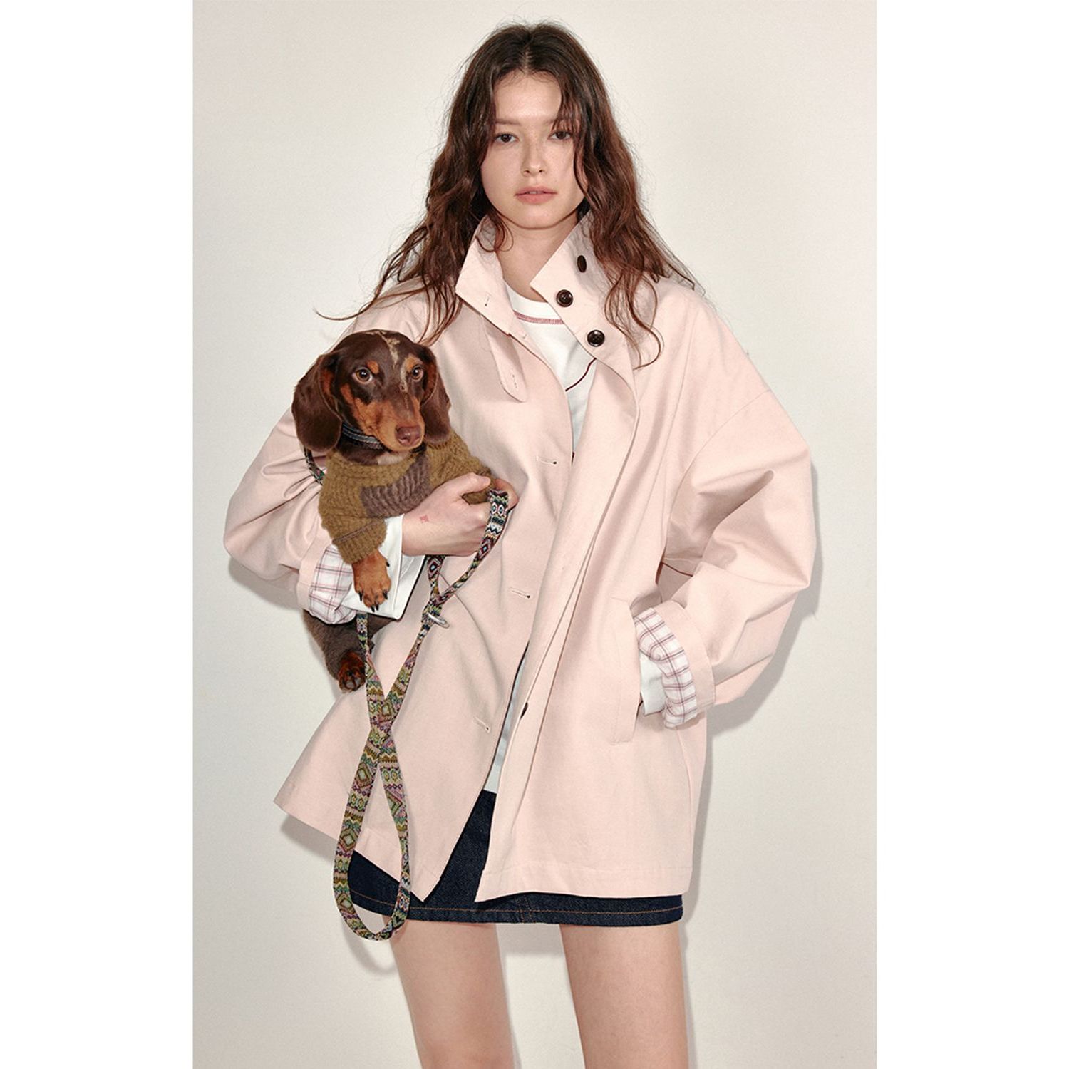 法式气质奶油蜜桃粉袖里撞格风衣2025春新款设计感小个子外套女