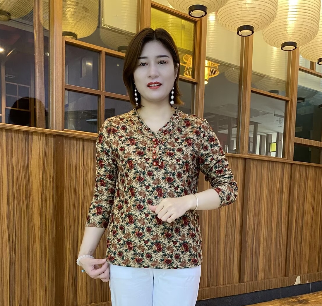秋季木耳领显瘦洋气常规碎花百搭薄款民族风中老年女装